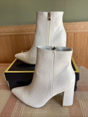 NWT She & In White Croc-Embossed Block Heel Ankle Boots